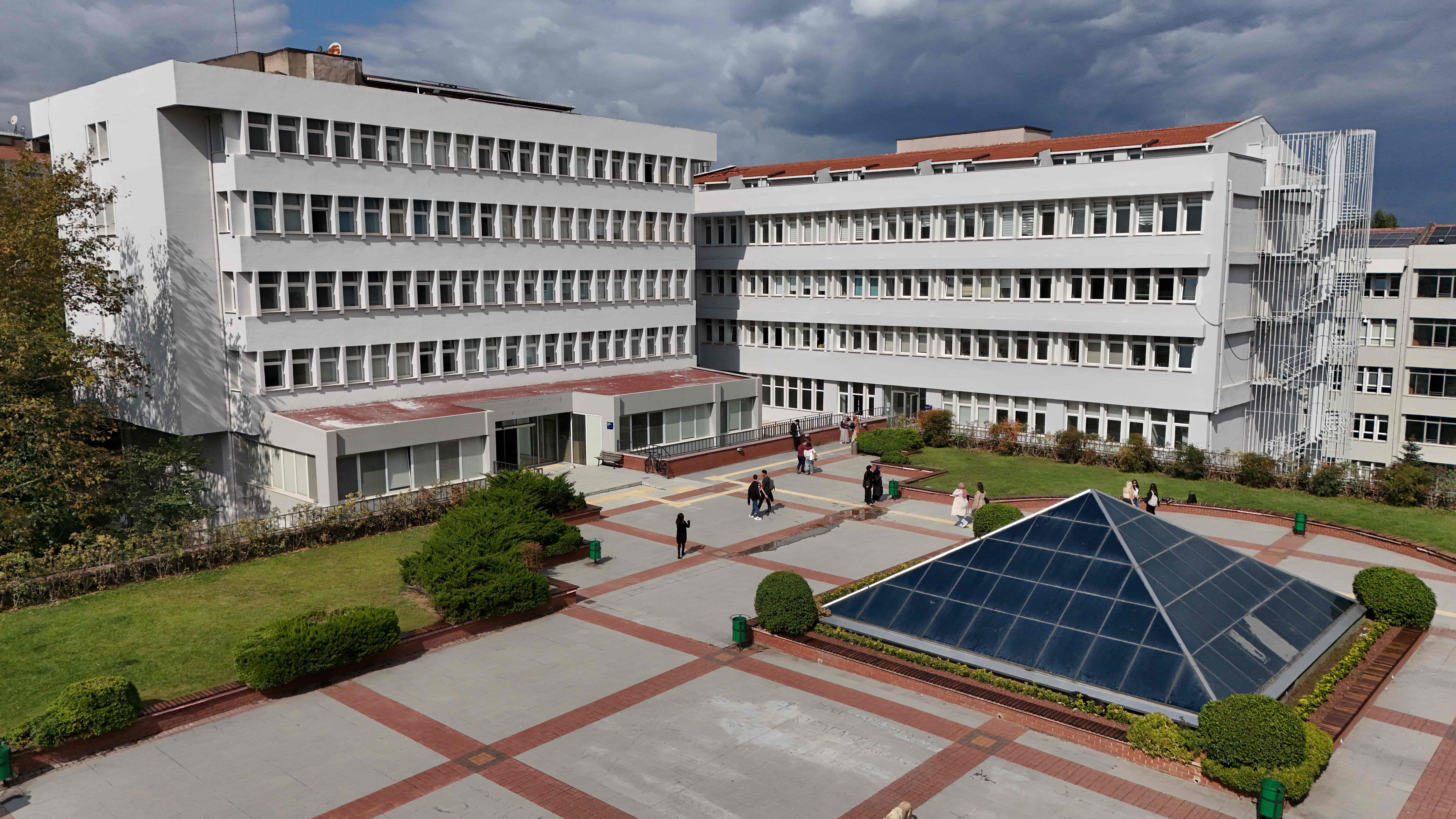 Bilgisayar ve Öğretim Teknolojileri Öğretmenliği