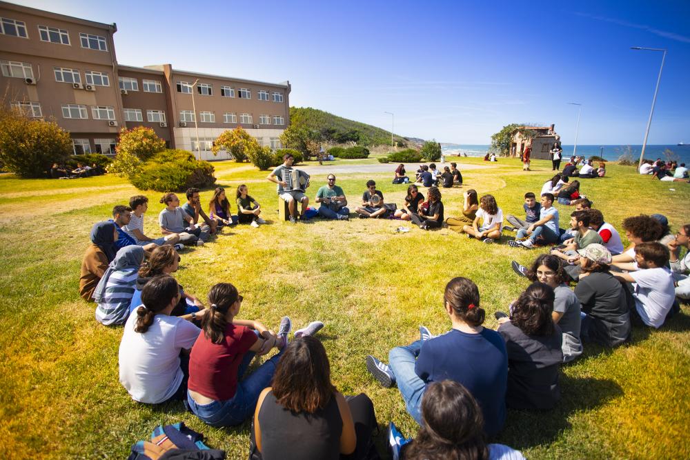 Yeni Boğaziçililere merhaba! #BoğaziçiBuzz