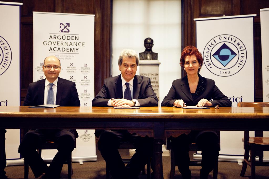 ‘'Gelişimin şartı entelektüel sermayeye yatırım yapmaktır''