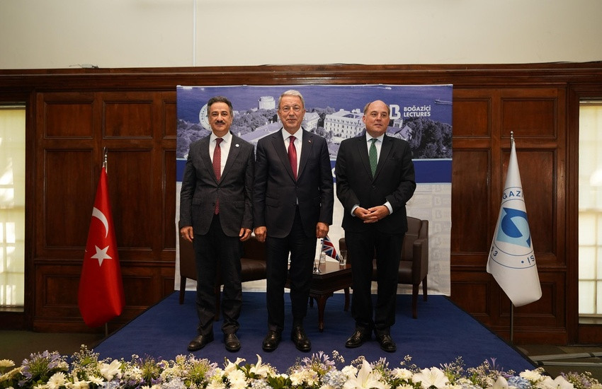 Boğaziçi Lectures'ta Küresel Güvenliğe Bakış