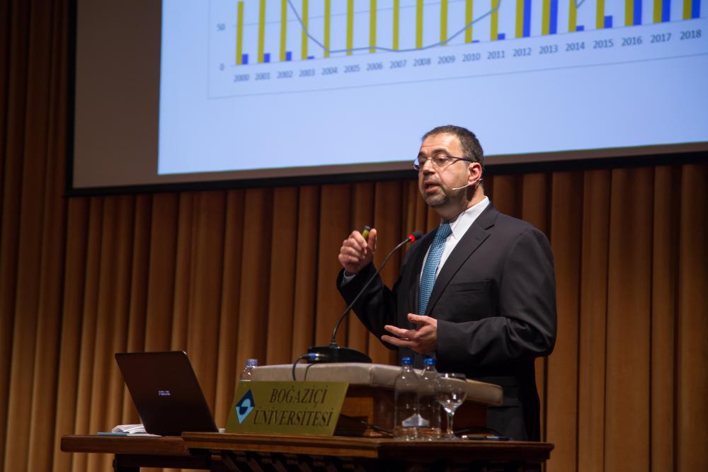 Daron Acemoğlu: ‘Dar Koridor'da yer alabilmenin koşulu devlet ve toplum arasındaki güven