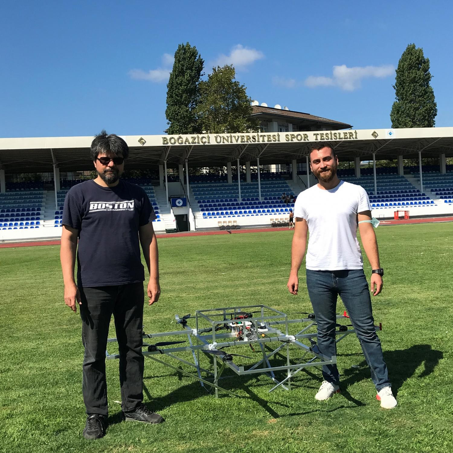 A first at our University: Associate Professor Dr. Ahmet ÖNCÜ successfully carried out test flights of the group 2 category UAV.