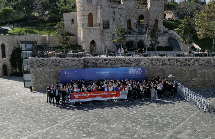 Yassı Ada Gezisini Gerçekleştirdik.