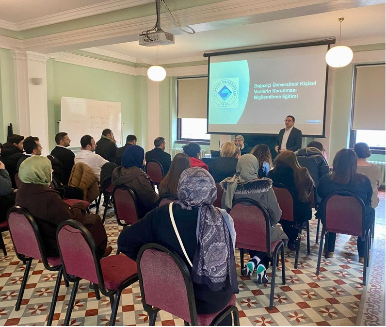 YURTLAR VE KONUTLAR PERSONELİNE "KVKK VE MEVZUAT" EĞİTİMİ