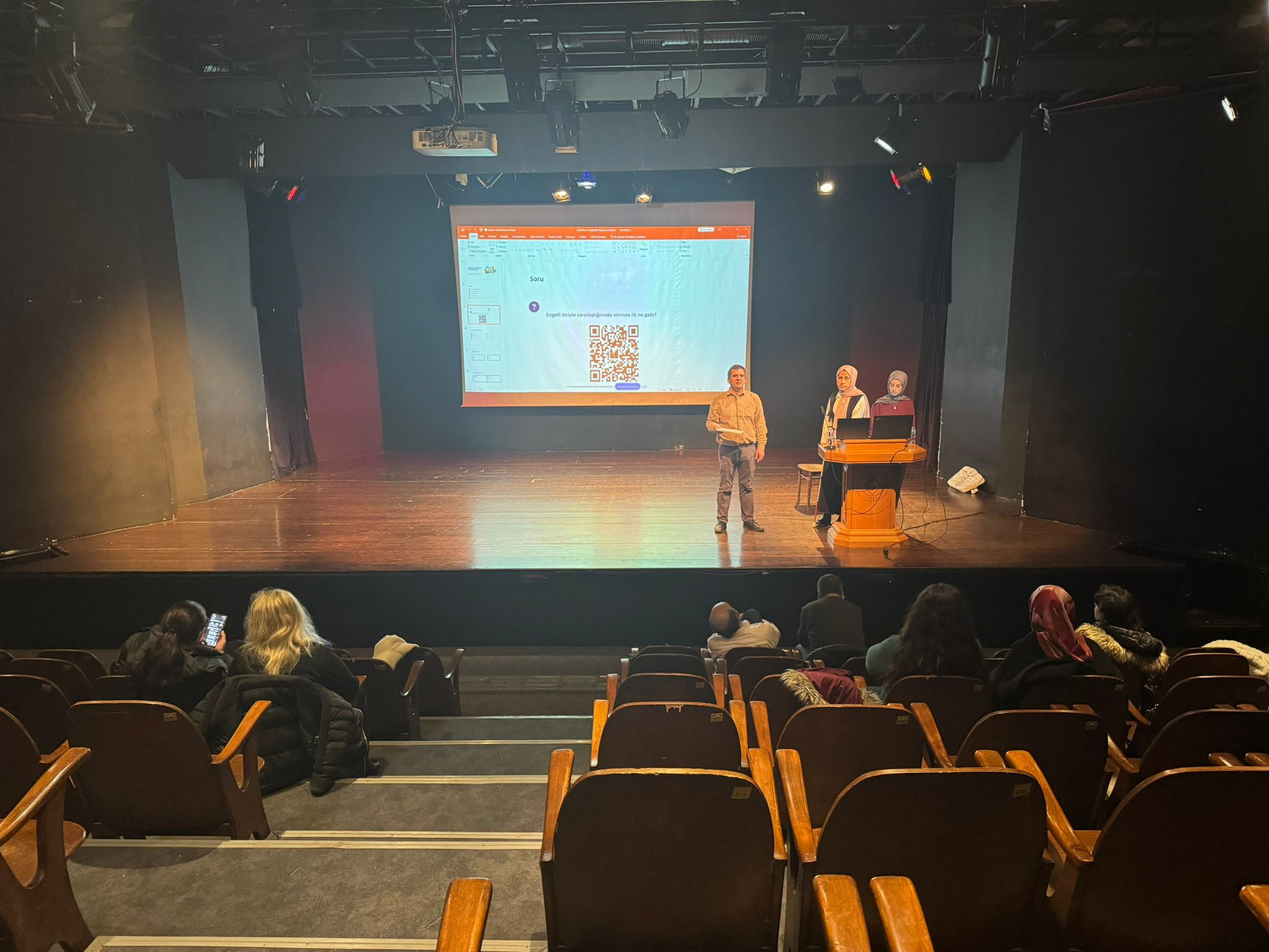 Inclusive and Accessible Communication Training