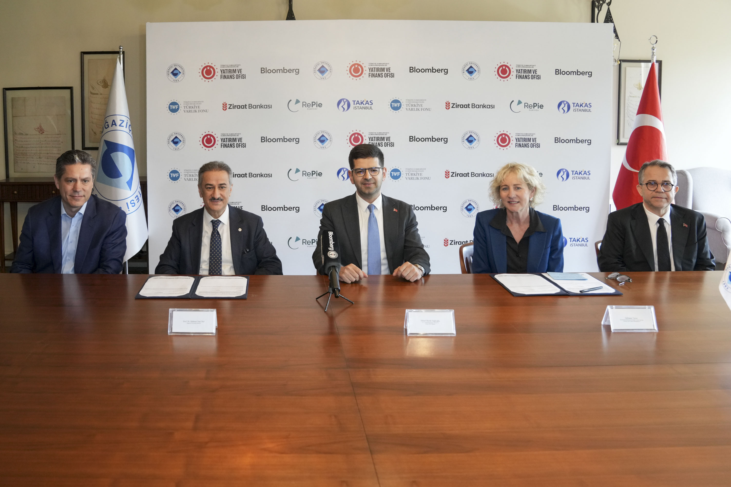Boğaziçi Üniversitesi ve Bloomberg'den Dev İşbirliği: Geleceğin Finansı Boğaziçi'nde