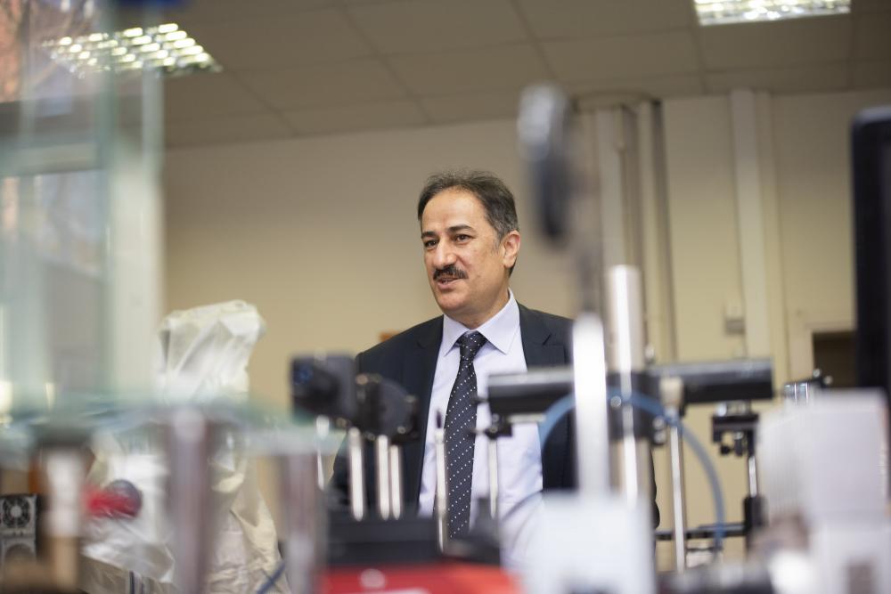 Kuantum optiği üzerine çalışan Prof. Dr. Naci İnci: ‘'Bilgi güçtür''