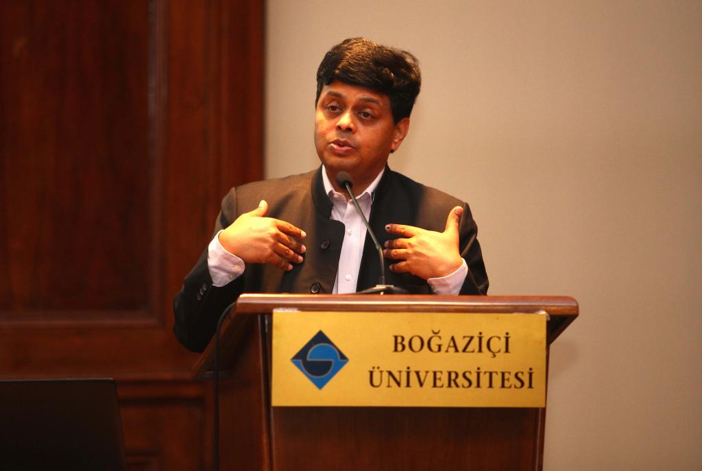 ''Şimdi önlem almazsak şehirler 20 yıl sonra yaşanmaz hale gelecek''