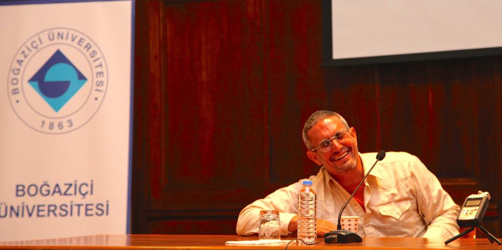 Her şey bir şakayla başladı…