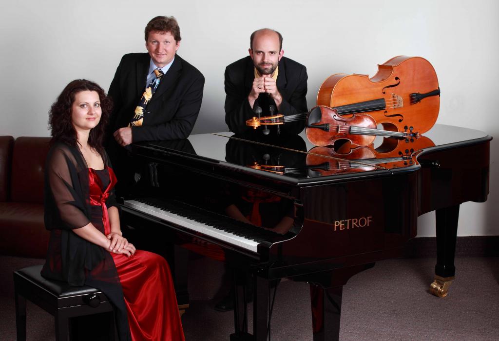 Rengarenk Üçlüler Boğaziçi'nde