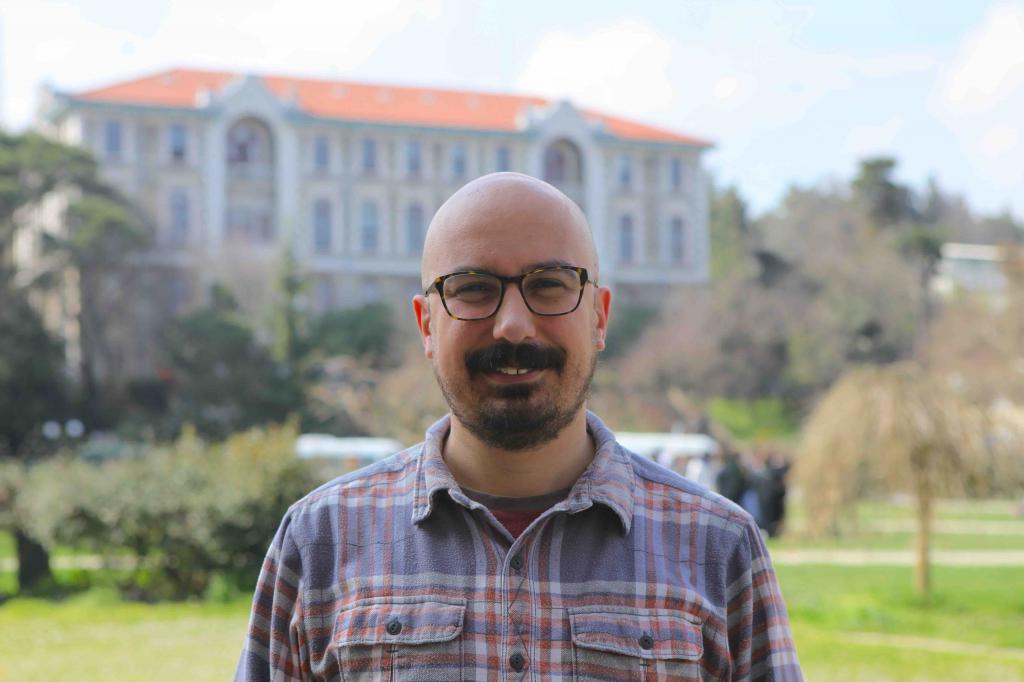 2014 Körezlioğlu Araştırma Ödülü Atilla Yılmaz'a verildi ﻿