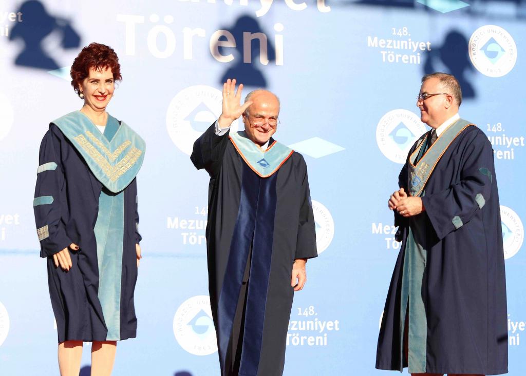 Boğaziçi Üniversitesi'nden Dünyaca Ünlü Girişimci ve Bilim İnsanı Dr. Kenan Şahin'e Fahri Doktora