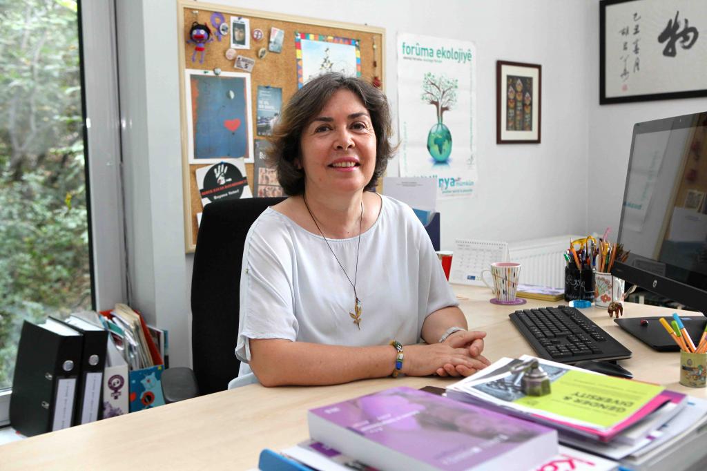 Prof. Dr. Şemsa Özar Uluslararası Feminist İktisat Birliği'nin Yeni Başkanı