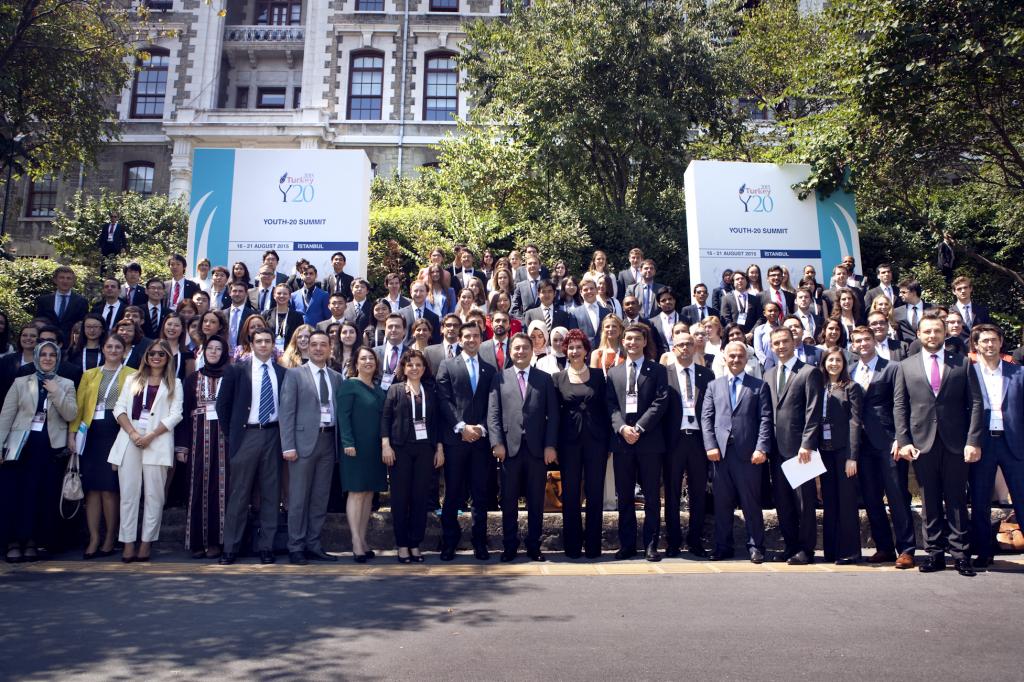 Y20 Zirvesi Güney Amerika'dan Avrupa'ya, Afrika'dan Uzakdoğu'ya gençleri Boğaziçi'nde buluşturdu