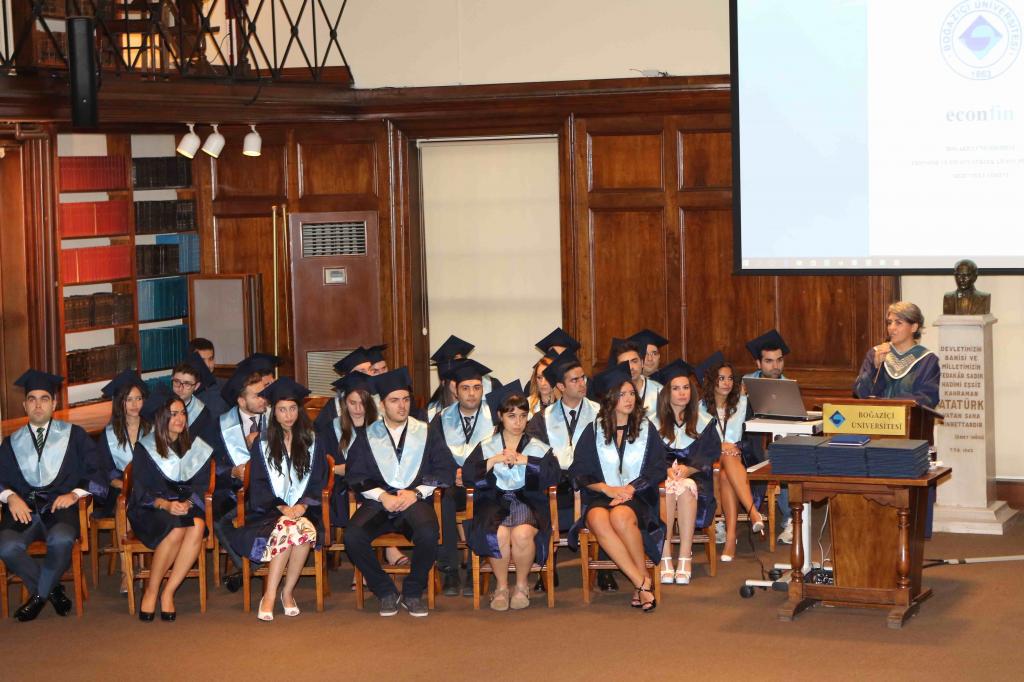Ekonomi ve Finans Yüksek Lisans Programı 12. yıl mezunlarını verdi