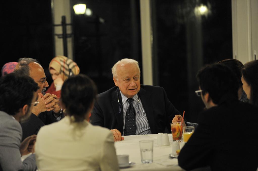 “Kurumsal özerklik ve akademik özgürlük, bir üniversitenin vazgeçilmez değerleridir”