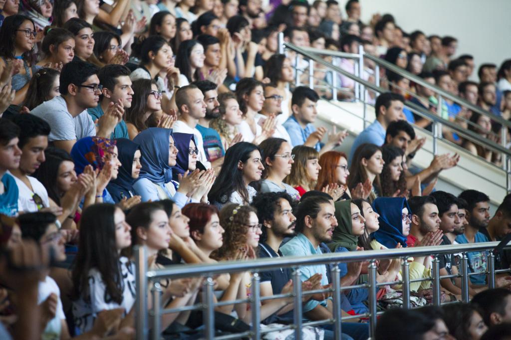 Boğaziçi Üniversitesi'nde 2016-2017 Akademik Yılı heyecanı Oryantasyon ile başladı