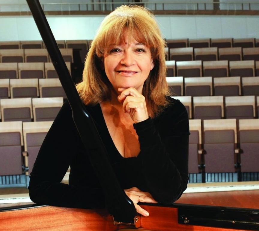 İdil Biret ile Başbaşa...