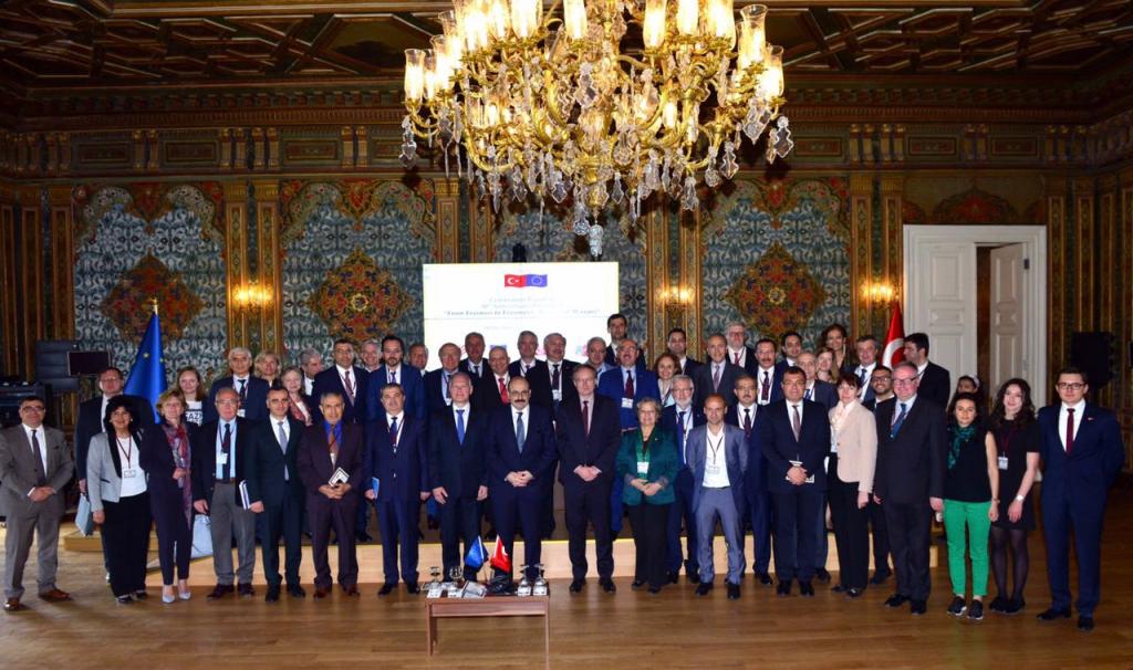 "Erasmus'tan Erasmus (+) Plus'a: 30 Yılın Hikâyesi"