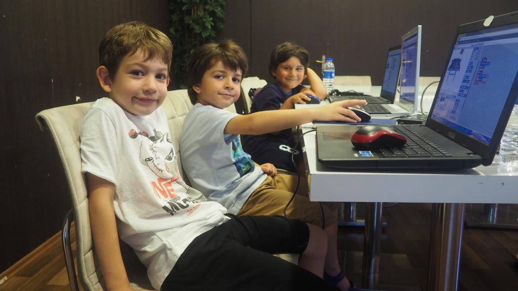 Boğaziçililerden Ninjacoders projesi ile kodlama eğitimi çocuk yaşta başlıyor!