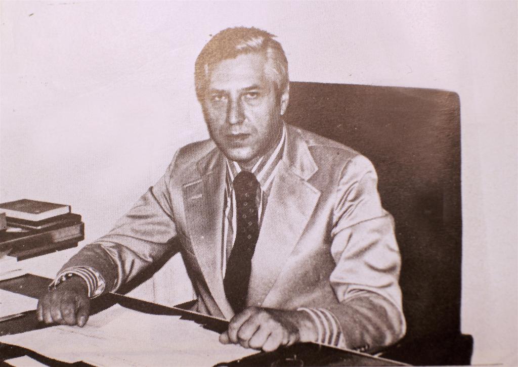 Türkiye'de sosyal bilimleri  uluslararası düzeye yükseltmiş olan hocamız Şerif Mardin'i yitirdik