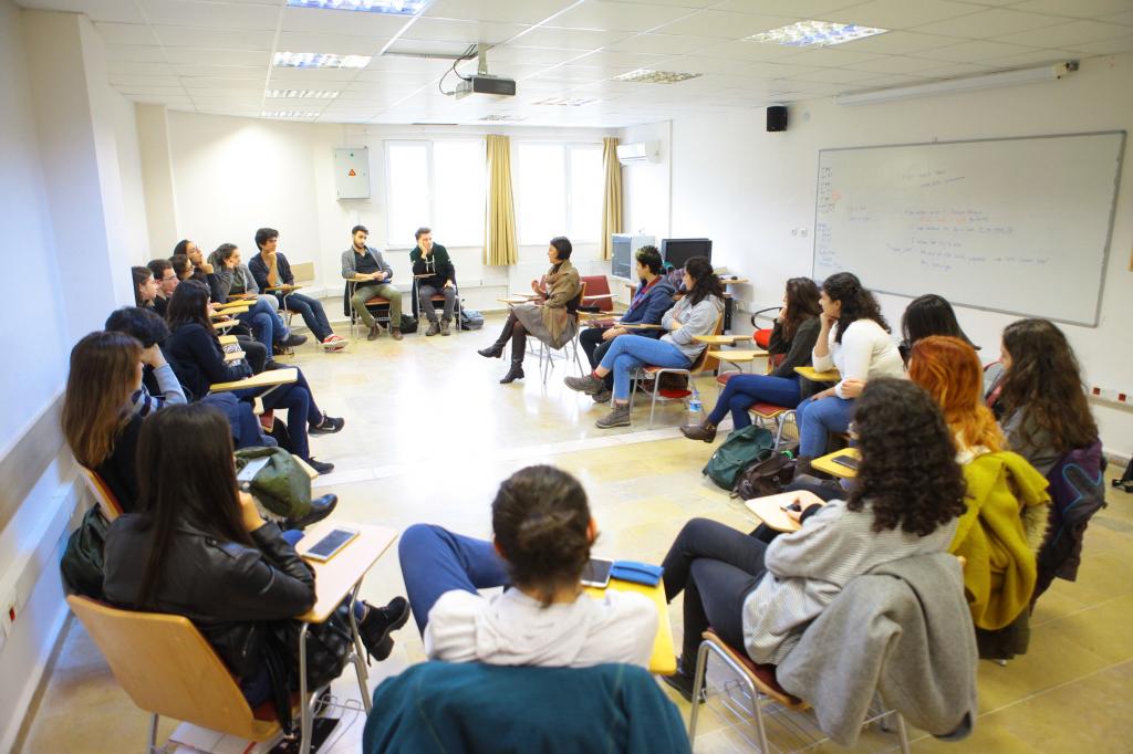 Sarıtepe Kampüsü'nde hazırlık öğrencileri danışmanlarıyla buluştu