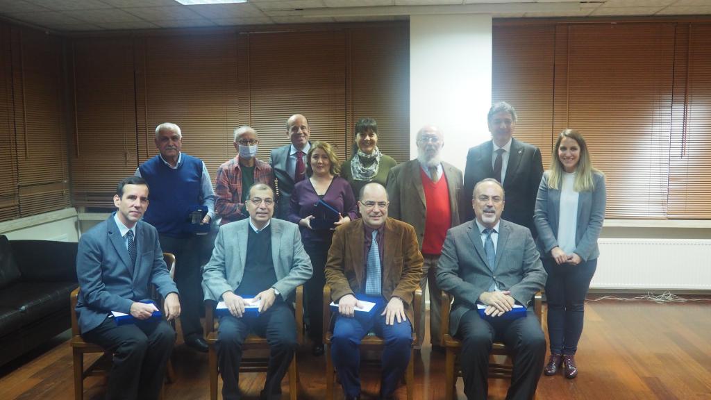 Boğaziçi Üniversitesi Mühendislik Fakültesi 30. ve 20. yılını dolduran öğretim üyelerine plaket verdi