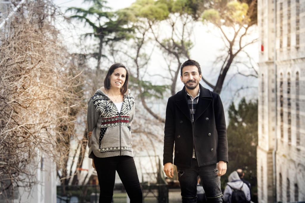 Çocuğu anlamanın ilk adımı, yetişkin gözlüklerini ve toplumsal yargıları bir kenara koymak