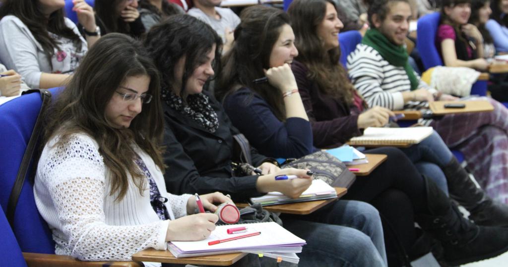 ALES'te eşit ağırlık ve sözelde lider Boğaziçi Üniversitesi
