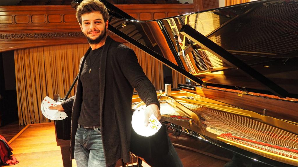 Boğaziçi'nde bir sihirbaz!