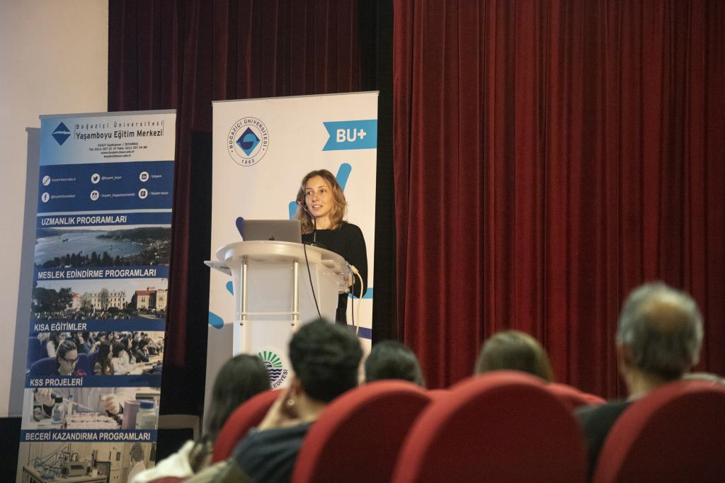 Bebekler müziği algılamaya anne rahminde başlıyor