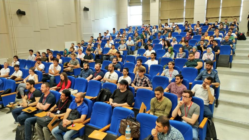 Prof. Dr. Bilgin Metin: “Siber güvenliğe ilgi duyan tüm öğrencilerimizi kamplarımıza davet ediyoruz”