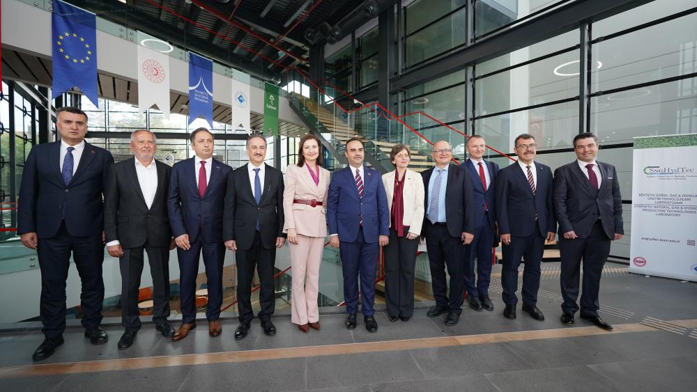 Sanayi ve Teknoloji Bakanı Kacır: “Boğaziçi LifeSci'de Çığır Açan Çalışmalar Yürütülüyor”