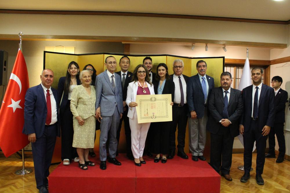 Kandilli Rasathanesi Müdürü Prof. Dr. Nurcan Meral Özel'e Japonya'dan Yüksek Devlet Nişanı
