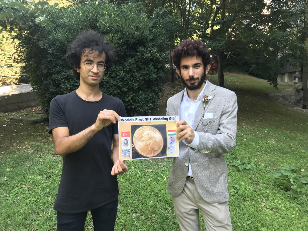 Dünyanın ilk NFT düğün takısı Boğaziçili öğrencilerden