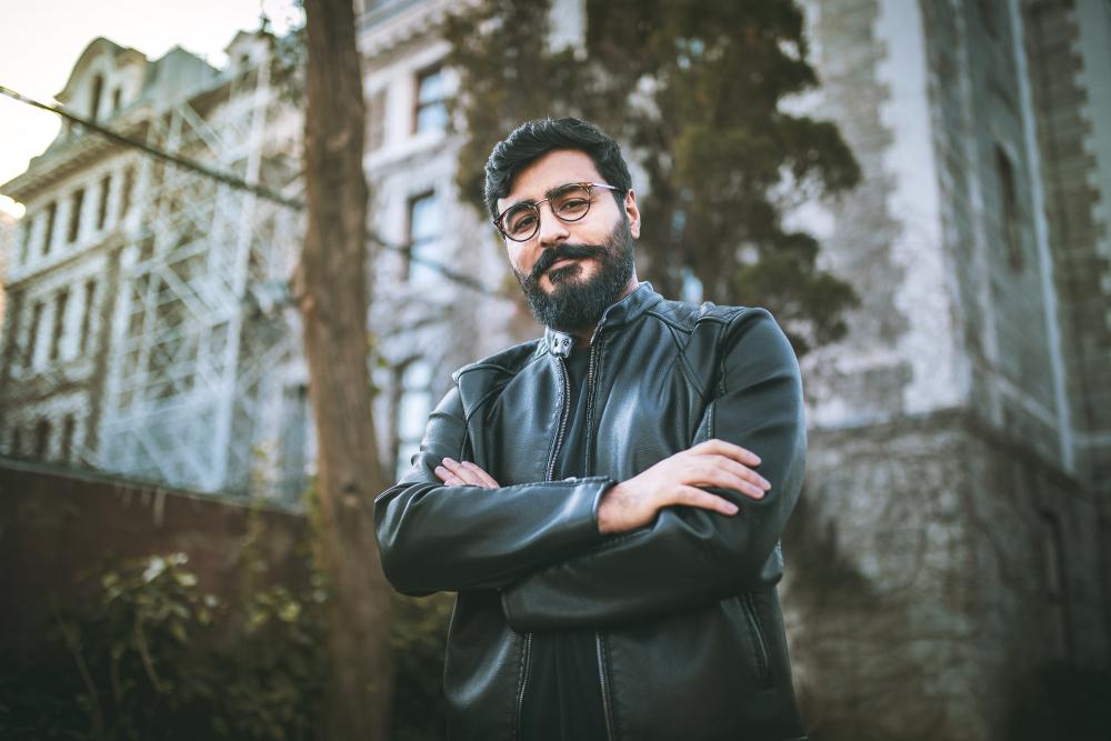 Ödüllü Nuh Tepesi'nin Boğaziçili yönetmeni Cenk Ertürk:  ‘Boğaziçi'nde yaratıcı bir boşlukta hissediyorum'