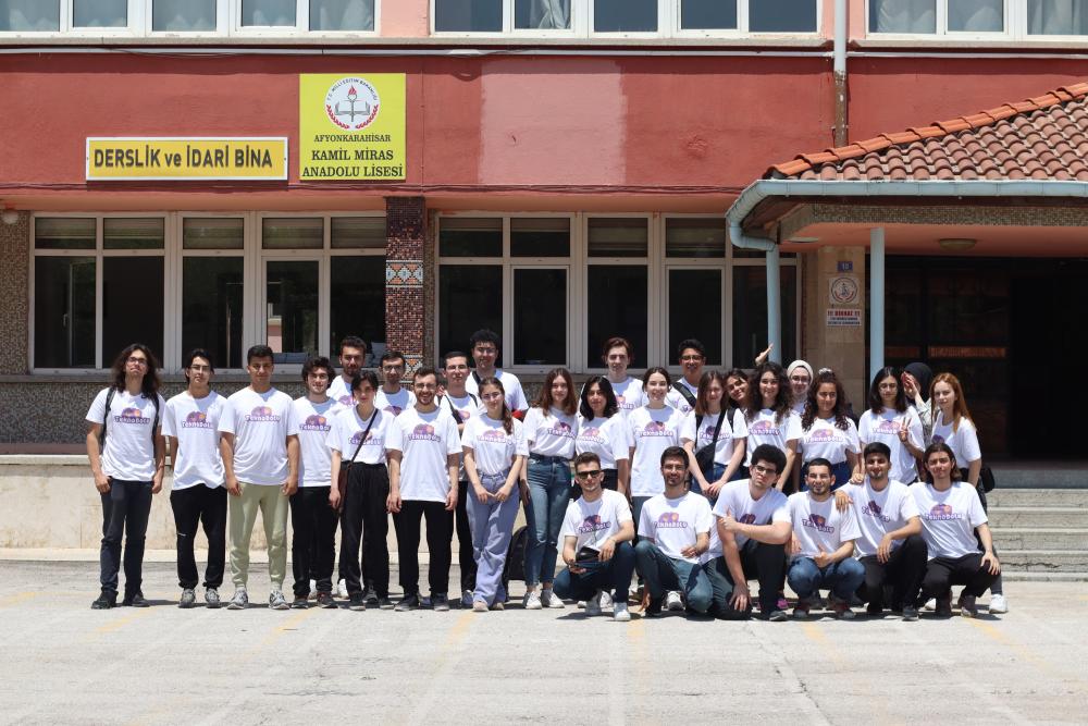 COMPEC'in TeknoDolu etkinliğinde çocuklar teknolojiyle buluştu