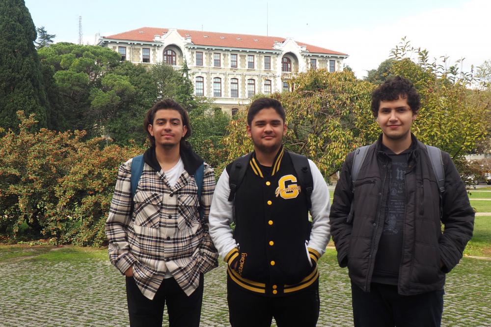 Boğaziçili üç öğrenciye Uluslararası Matematik Olimpiyatları'nda madalya