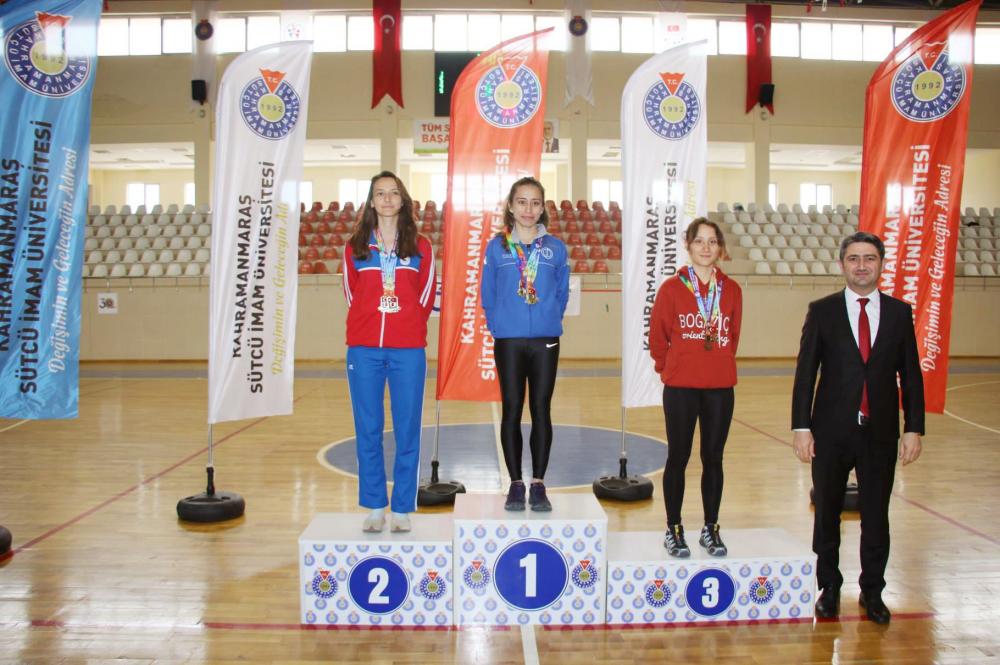 Boğaziçili Yaren Yılmaz Oryantiring Yarışları'nda üçüncü oldu