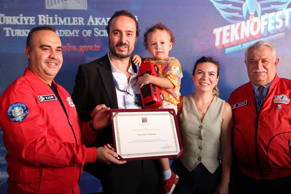 Boğaziçi Mezunu Akademisyenin Suçun Yer ve Zamanını Tahmin Eden Yapay Zekâ Modeline TÜBA'dan Tez Ödülü