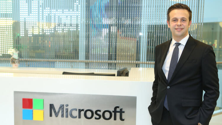 Kadir Şener, Microsoft  Orta Doğu ve Afrika Bölgesi Teknoloji Strateji Direktörü  olarak atanmıştır.