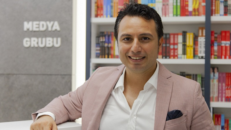 Yalın Alpay, Ekotürk Yayıncılık A.Ş. 'ye Yönetim Kurulu Başkan Danışmanı olarak atanmıştır.