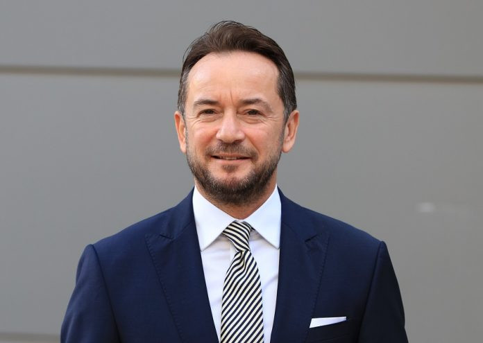 Gökhan Ertürk (Siyaset Bilimi & Uluslararası İlişkiler '96), Fibabanka Ekosistem ve Platform Bankacılığı'ndan Sorumlu Genel Müdür Yardımcısı olarak atanmıştır.