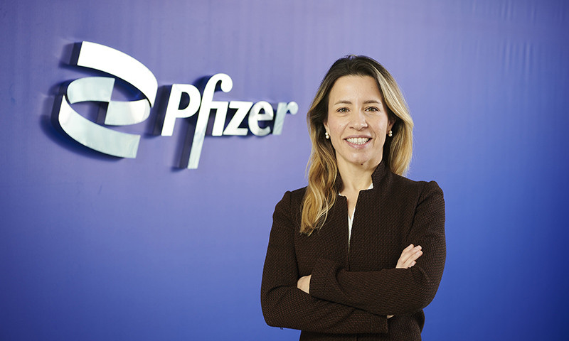 Ayşe Nur Hananel (İşletme' 03) Pfizer Türkiye Aşı Kategori Lideri olarak atandı.