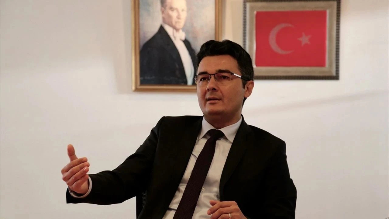 Aytaç Yılmaz (Siyaset Bilimi ve Uluslararası İlişkiler '01) Türkiye'nin Küba Büyükelçisi Olarak Atandı