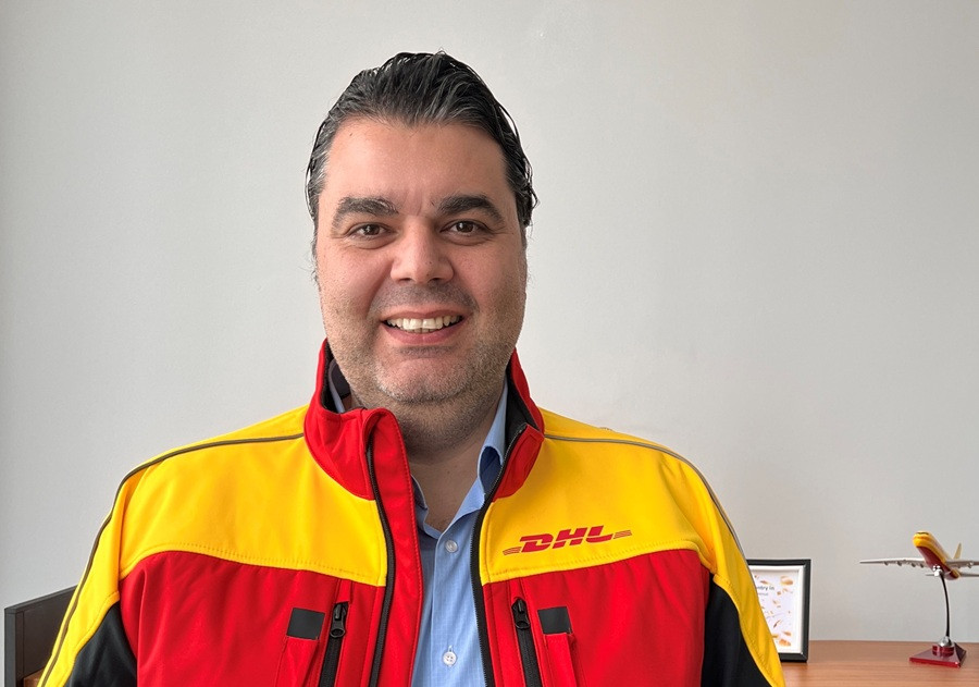 Murat Demirbaş (Siyaset Bilimi ve Uluslararası İlişkiler '97 ) DHL Express Türkiye'nin  Satıştan Sorumlu Genel Müdür Yardımcısı Olarak Atandı