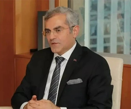 Burak Akçapar (Siyaset Bilimi '87), Lahey (Hollanda) Büyükelçiliği'ne Birleşmiş Milletler Cenevre Ofisi nezdinde Türkiye Cumhuriyeti Daimi Temsilcisi Olarak Atandı