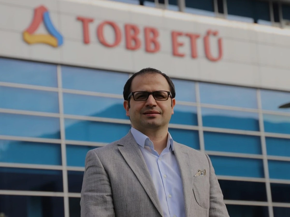 Hasan Çolak won the Outstanding Young Scientist Award given by TÜBA.