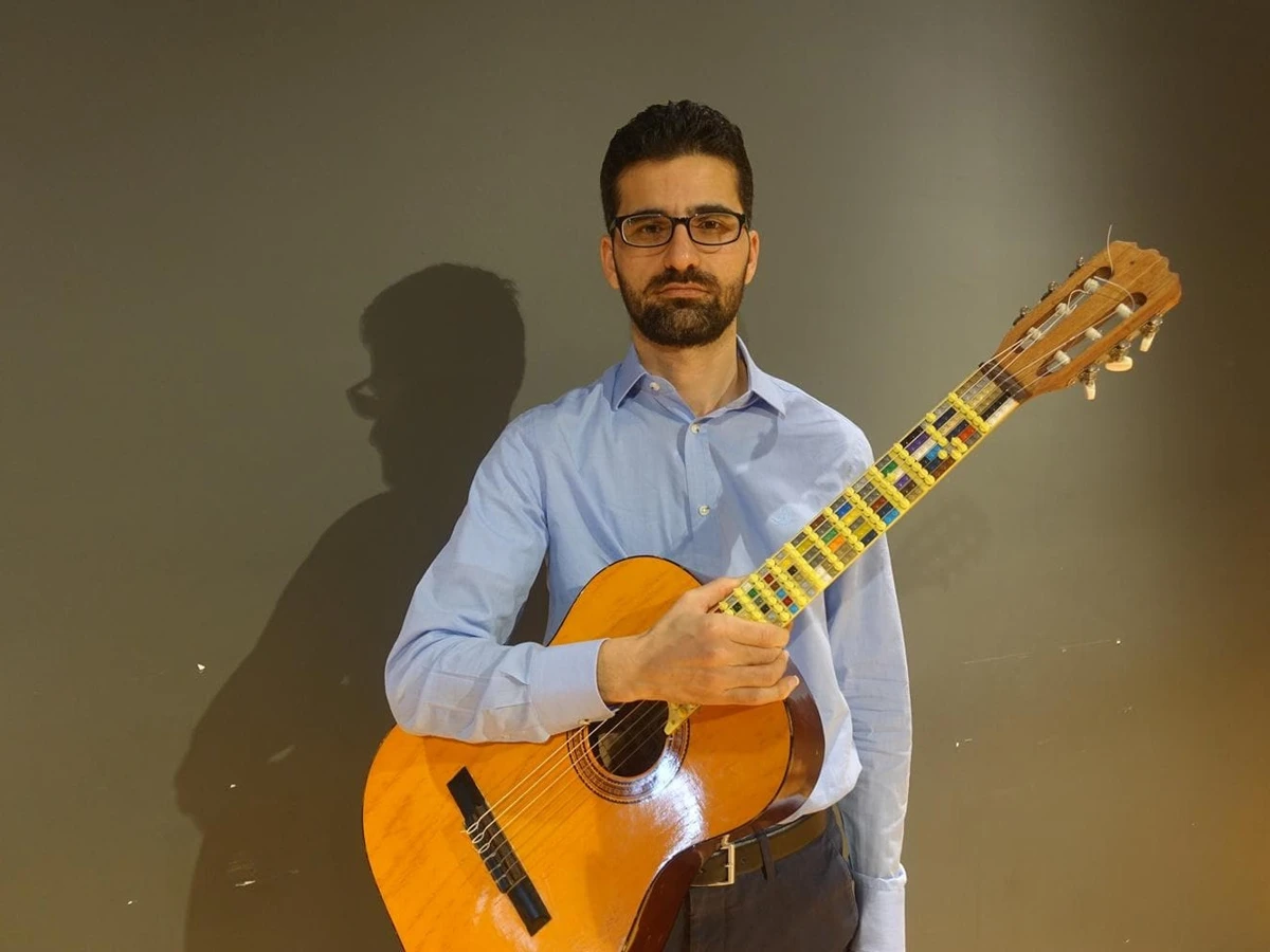 Tolgahan Çoğulu, won first place with his Lego guitar in the worldwide voting of the new instrument design competition organized by Georgia Tech University.