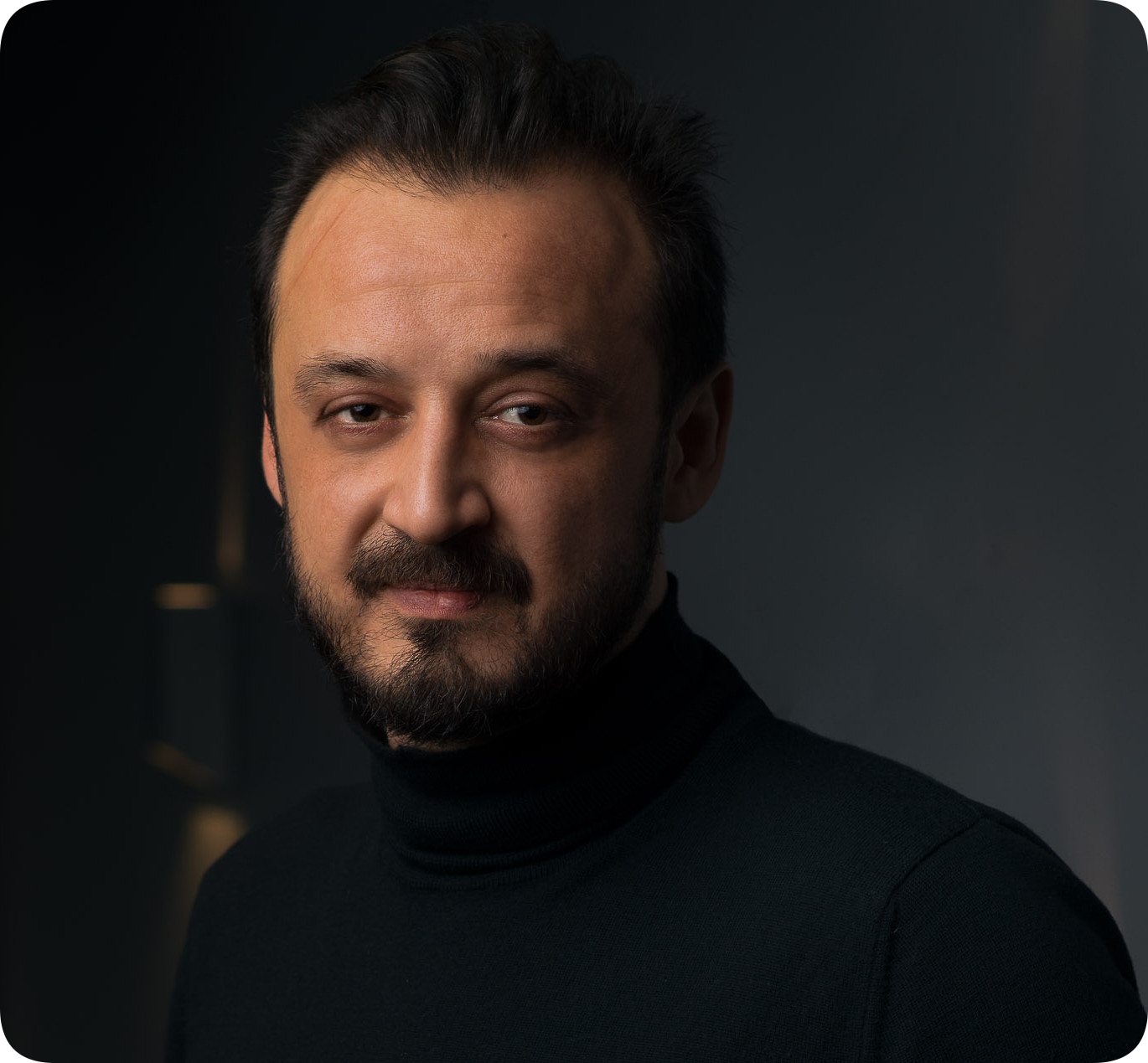 Dr. Ceyhun Burak Akgül (2002)